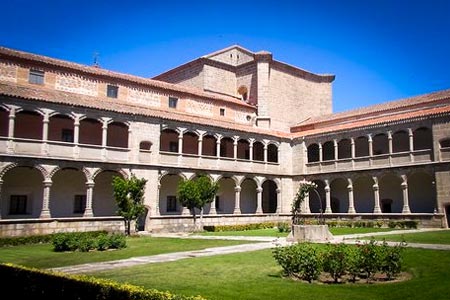 real monasterio de santo tomas